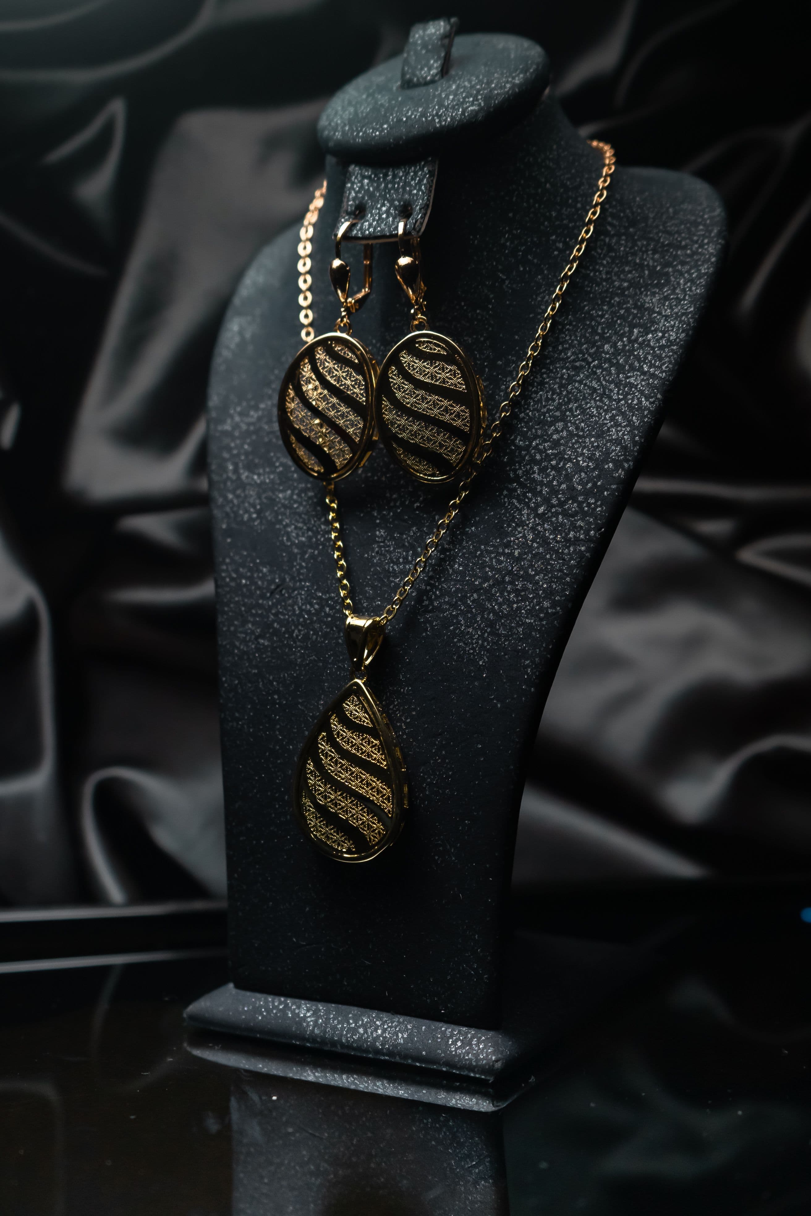 Delicate Pearl Earrings