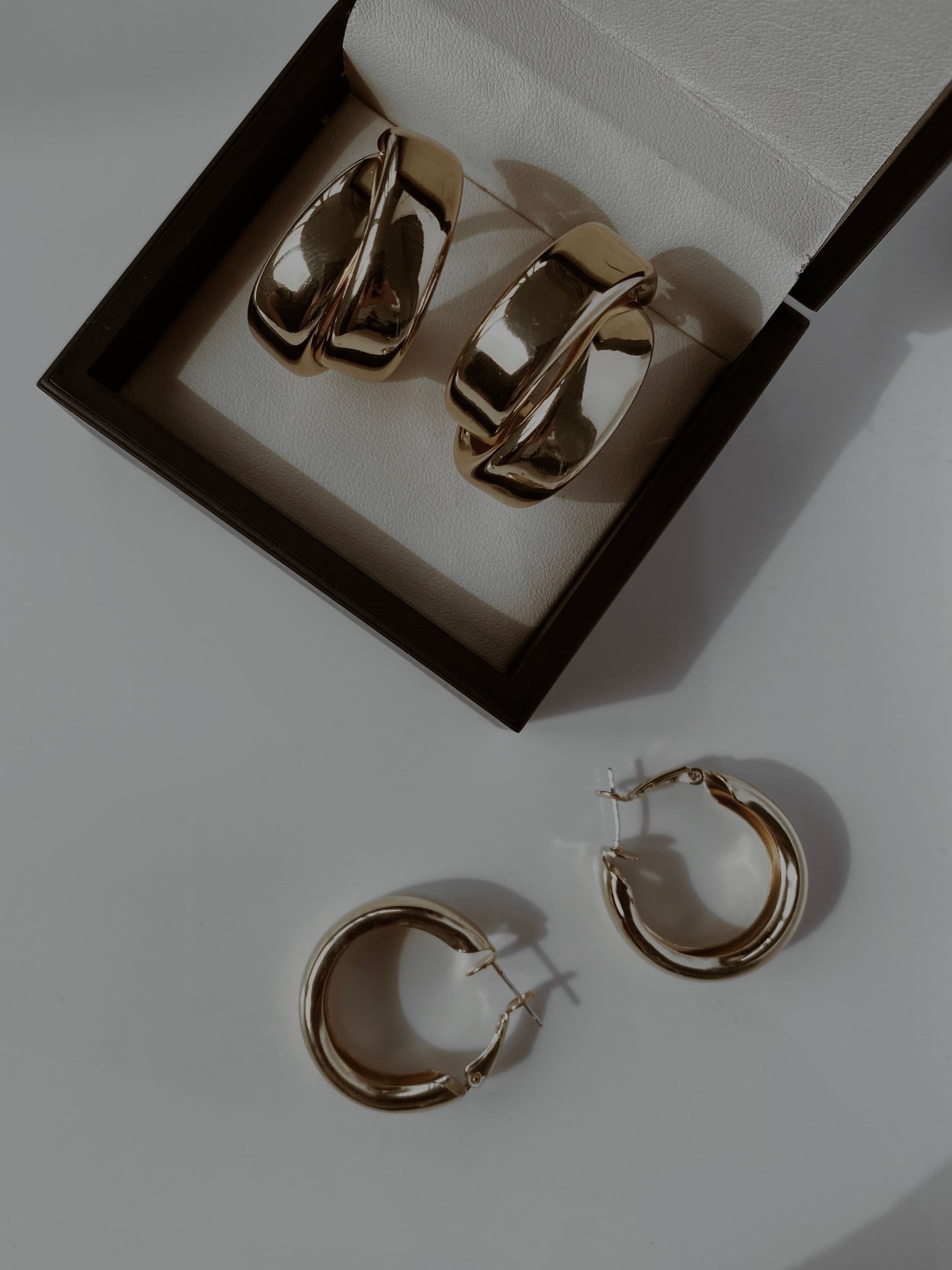 Golden Hoop Keepsake