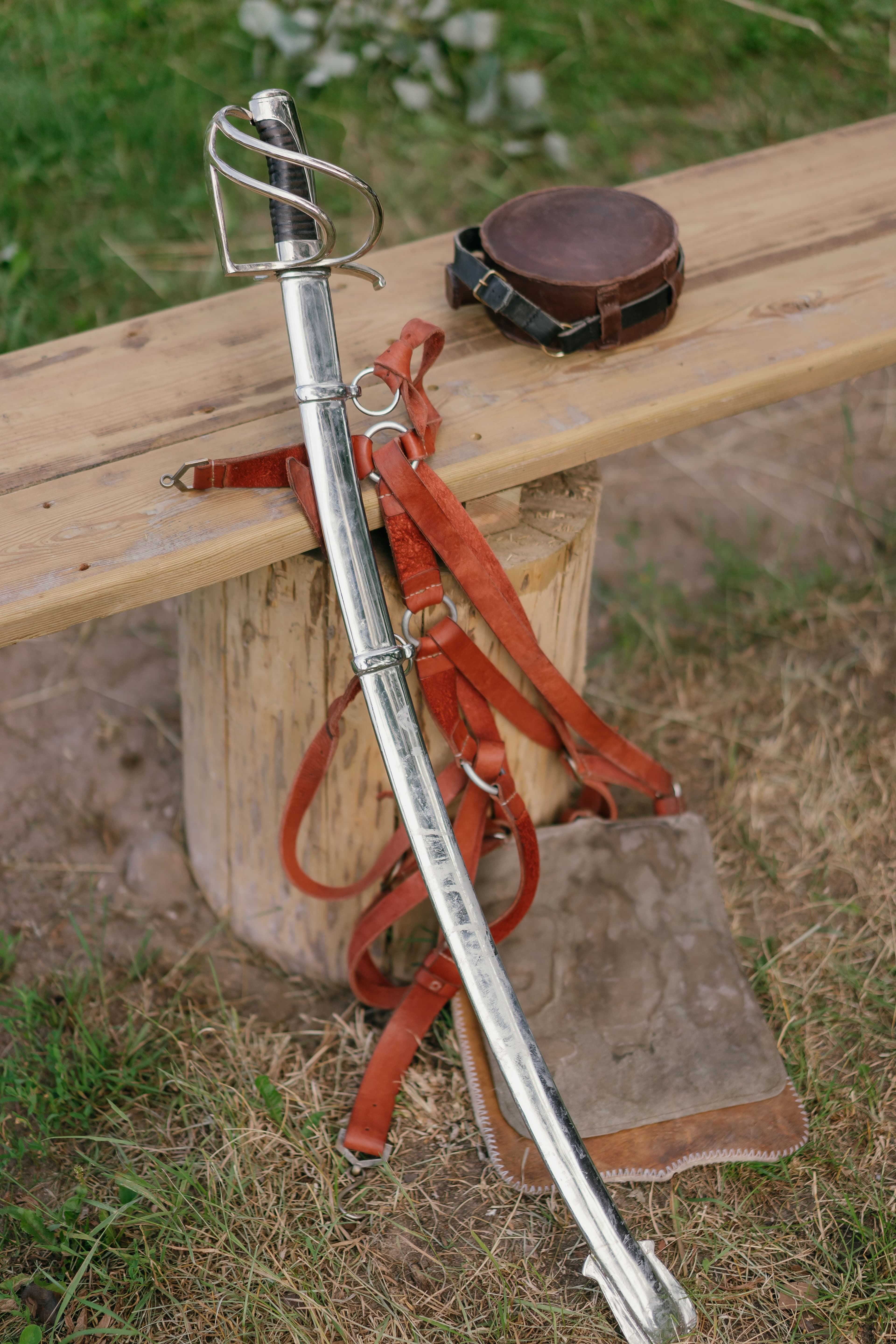Sword Leather Ensemble